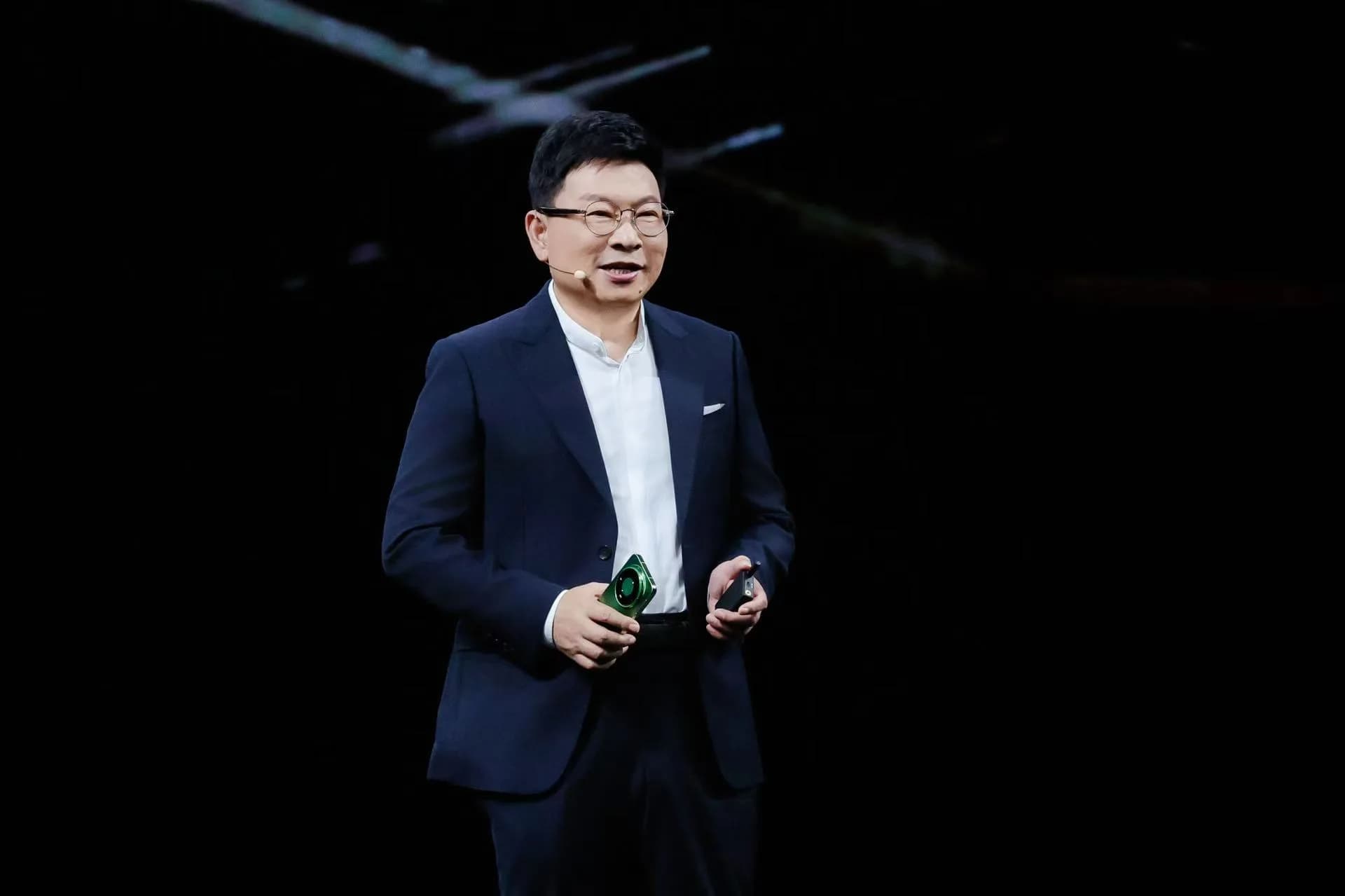 HUAWEI Mate 90 Series, Equipped with Flagship Tau Chipset Across the Entire Series launched