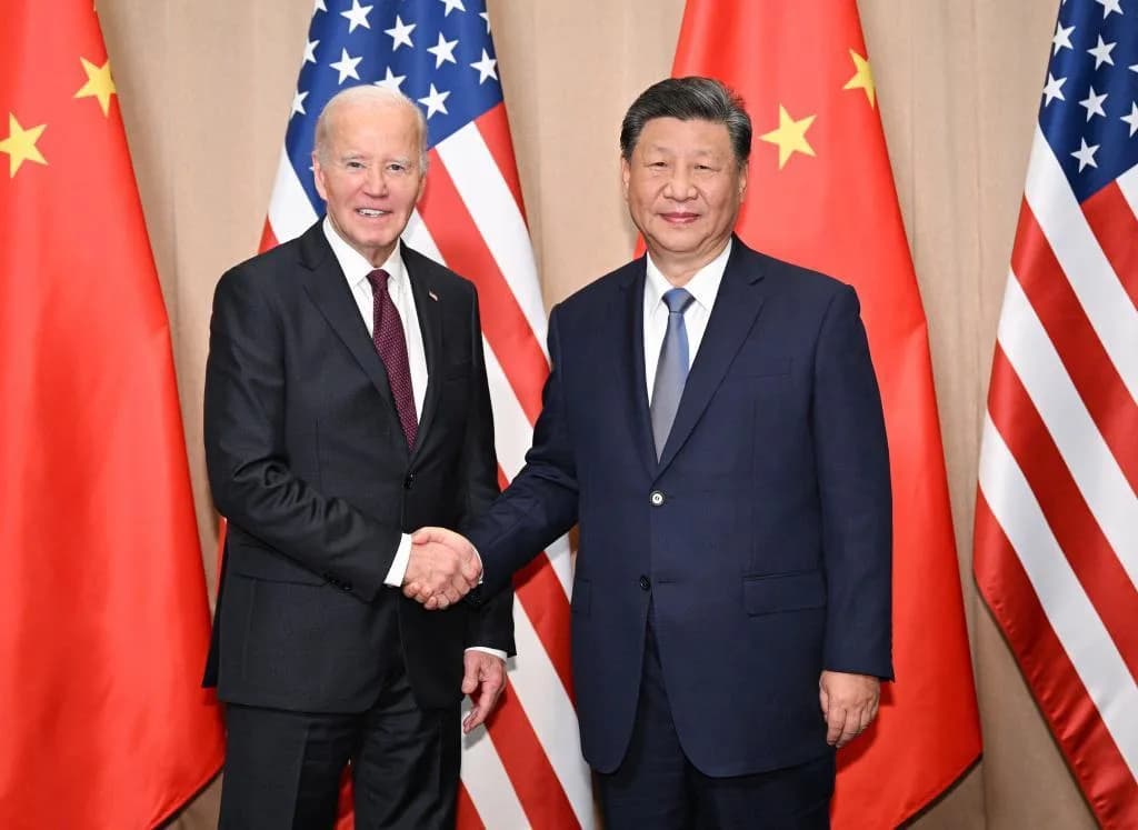President Xi Jinping meets with U.S. President Joe Biden in Lima